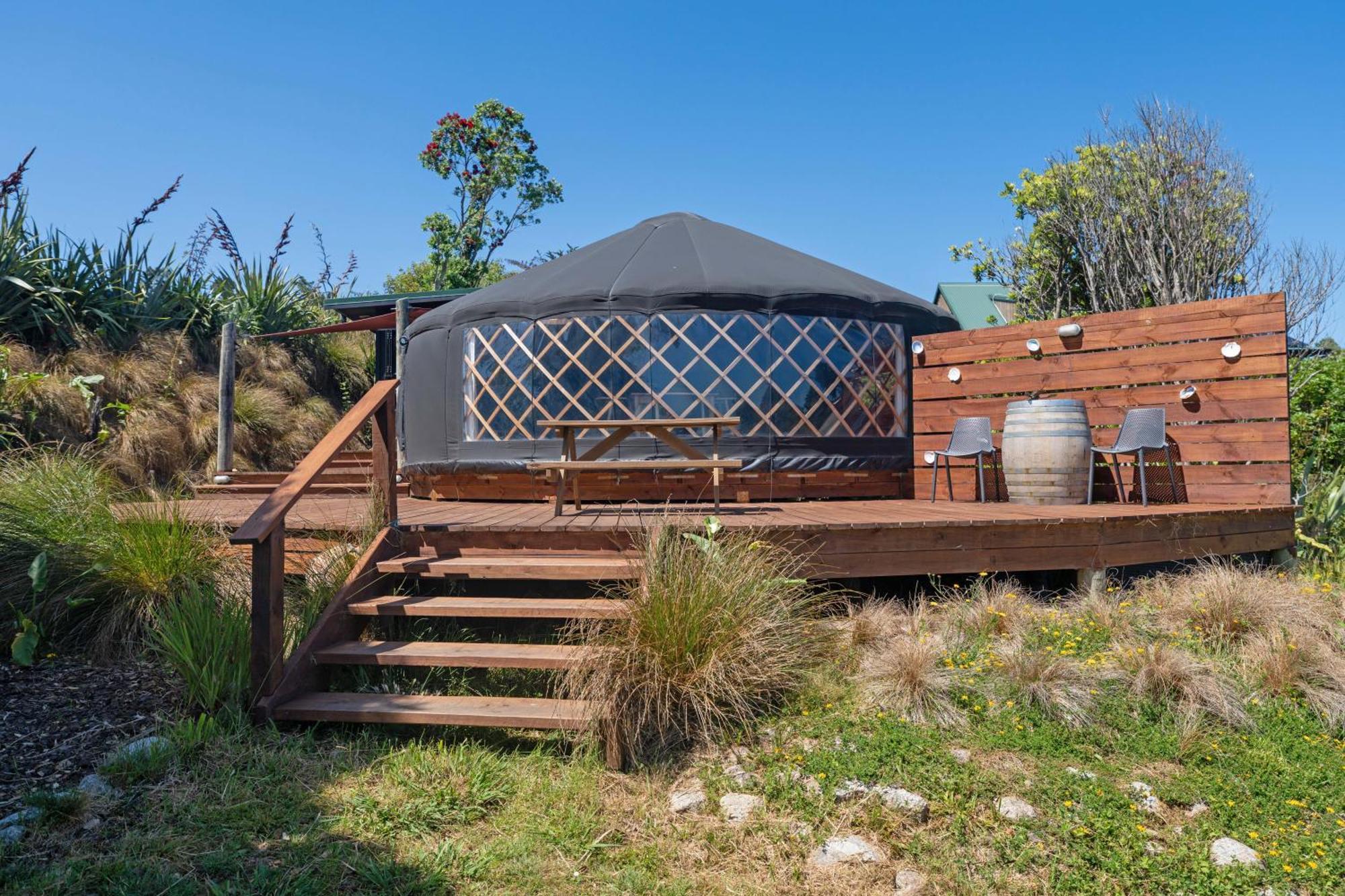 Hotel The Hole In The Rock Yurt Cape Foulwind Exterior foto